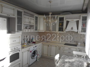 кухня классическая белая с патиной на заказ Барнаул